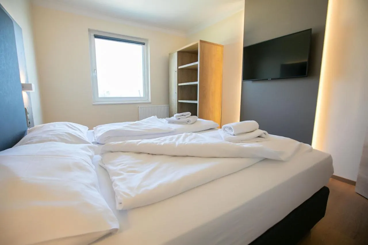 Das Reinisch Just Rooms Schwechat Hotel