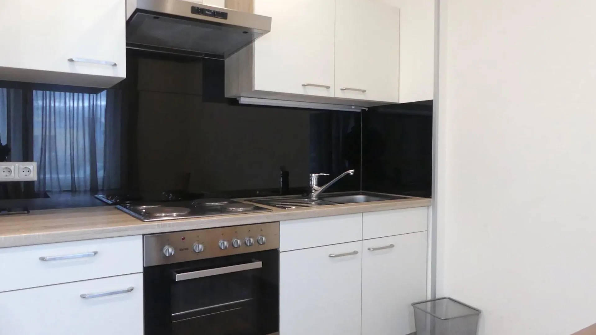 Das Reinisch Just Rooms Schwechat Österreich