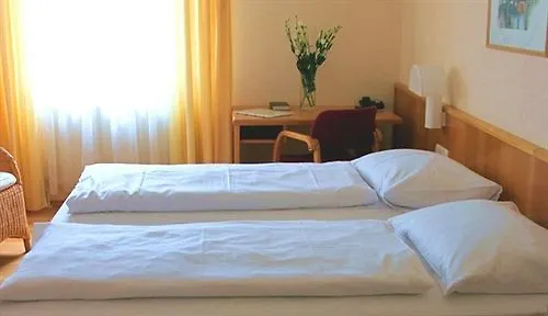 Das Reinisch Just Rooms Schwechat Hotel